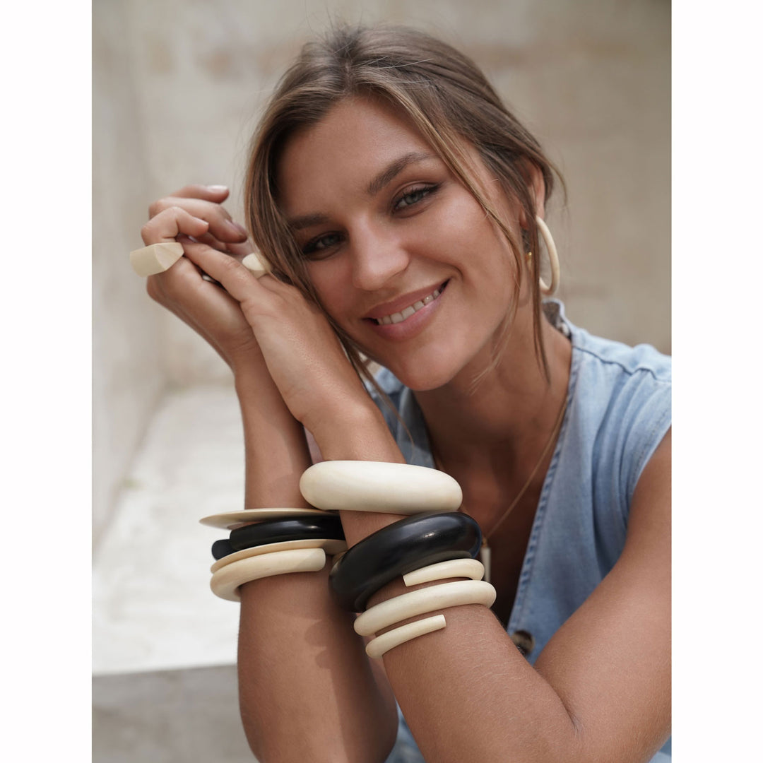 White wood spiral bangle