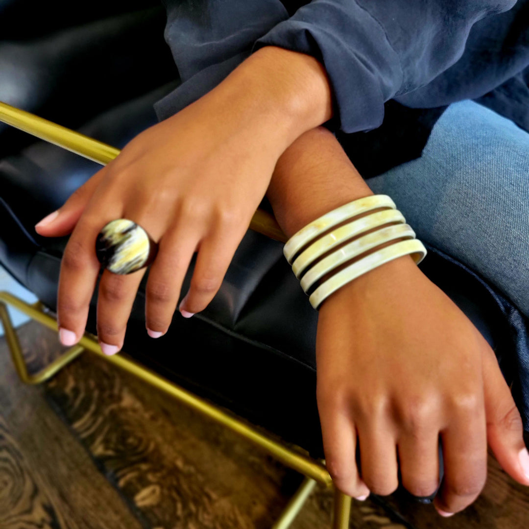 Round horn ring Black Natural Branch Jewellery - Main Image