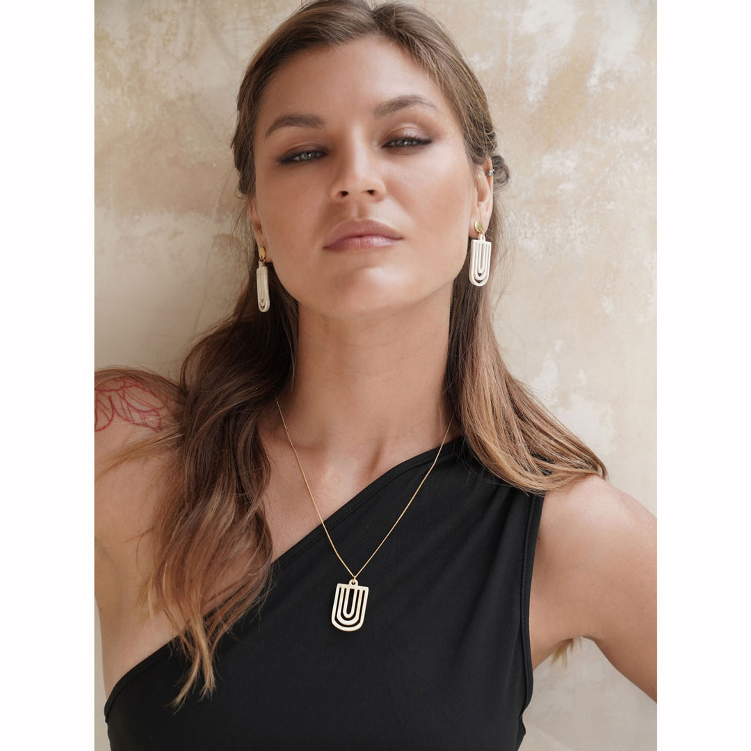 White Natural horn cut-out chandelier earrings - Silver