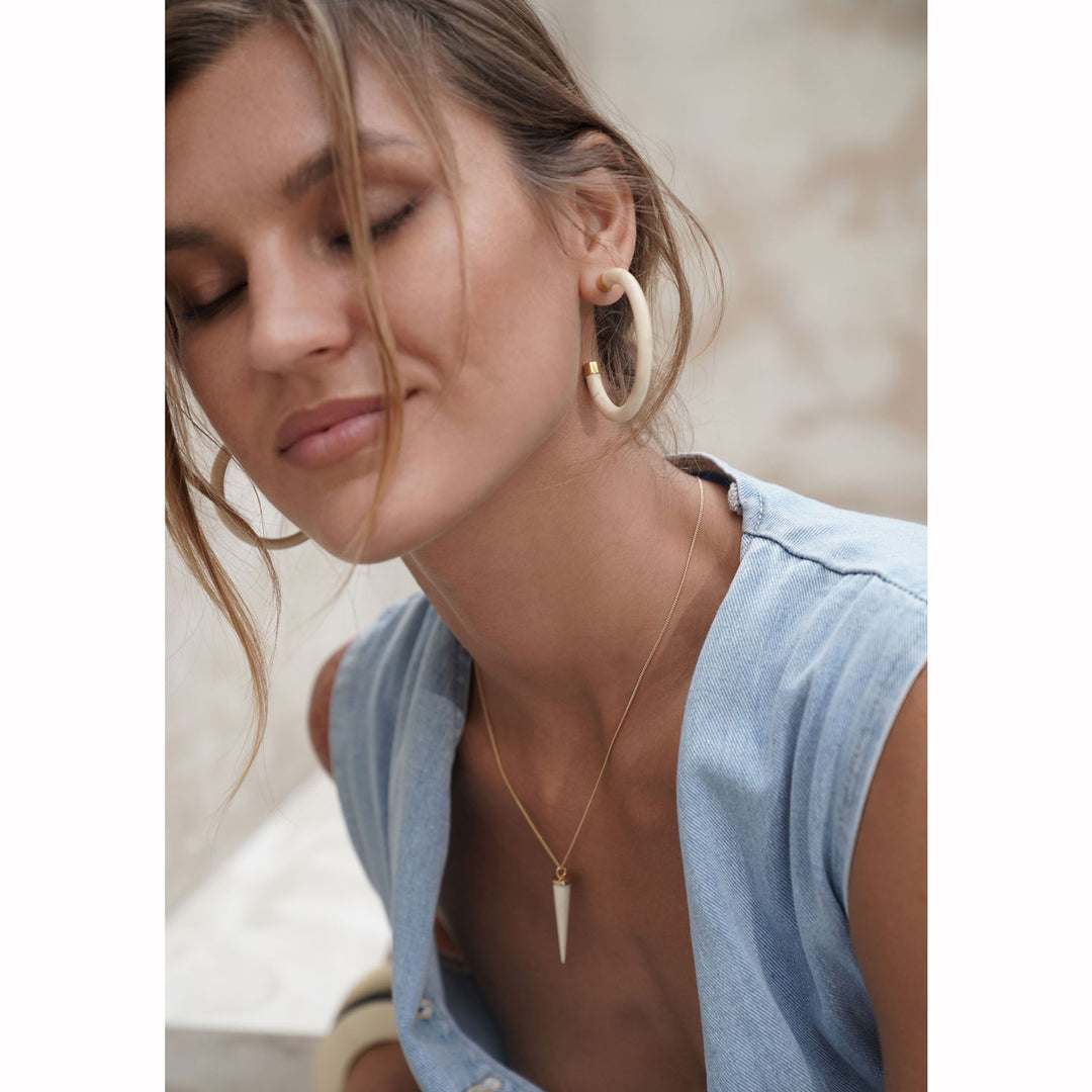 Slim White wood hoop earring - Gold