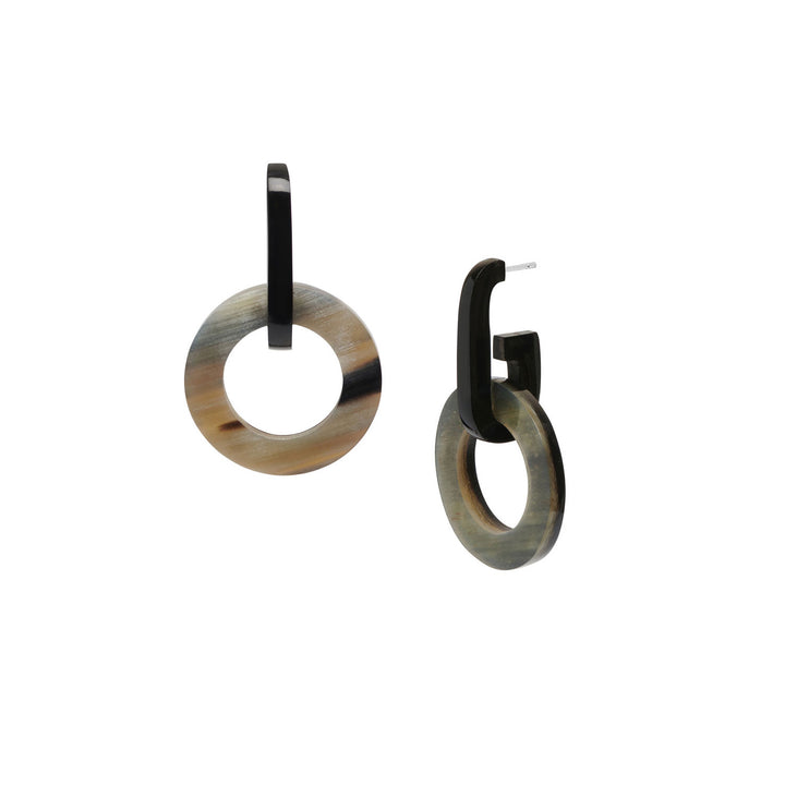 Black natural circle link horn earrings