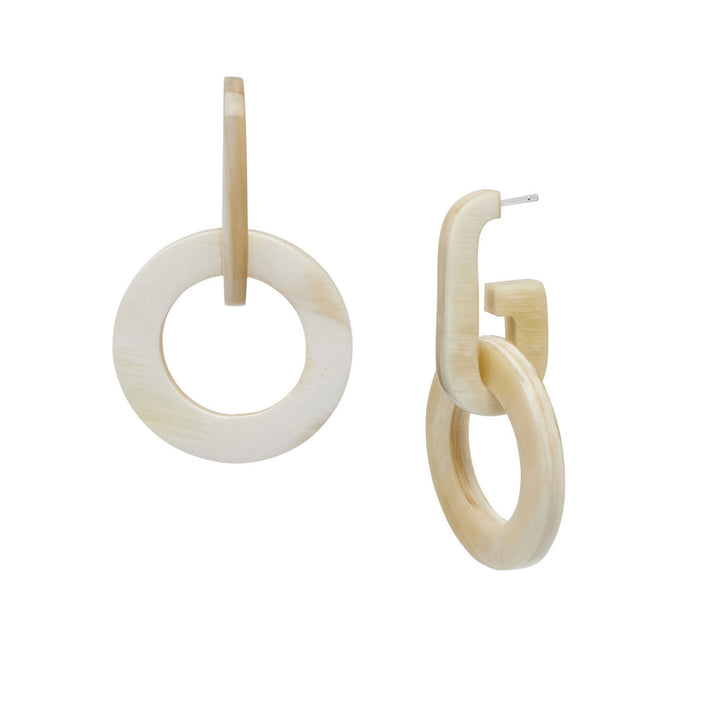 White natural circle link horn earrings