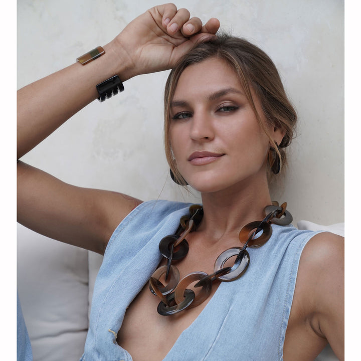 Large oval link brown horn necklace