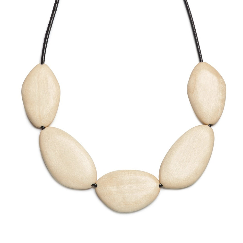 NKBD808-WHT wooden jewellery detail close-up