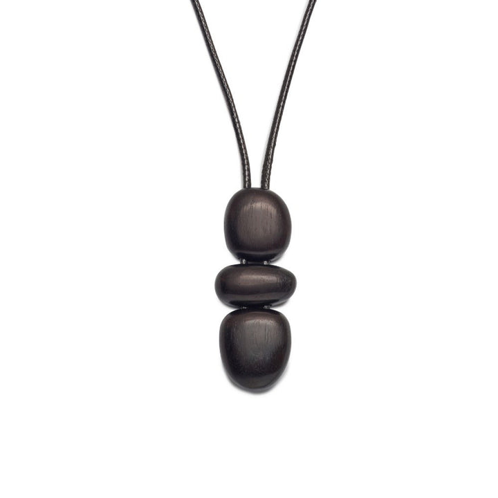 PN738-BLK wooden jewellery detail close-up