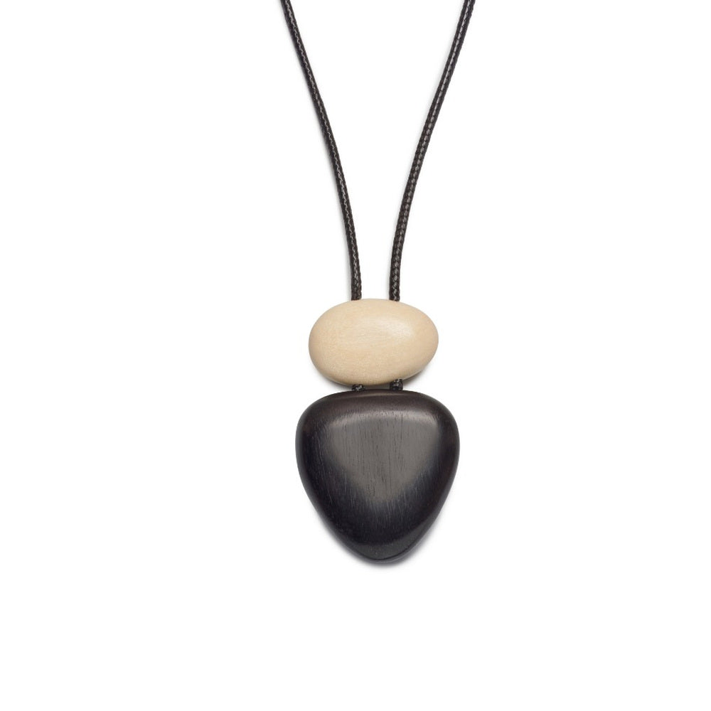 PN745-BLK-WHT wooden jewellery detail close-up