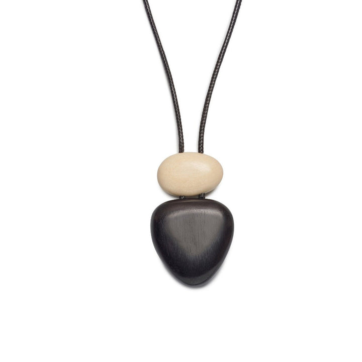 PN745-BLK-WHT wooden jewellery detail close-up